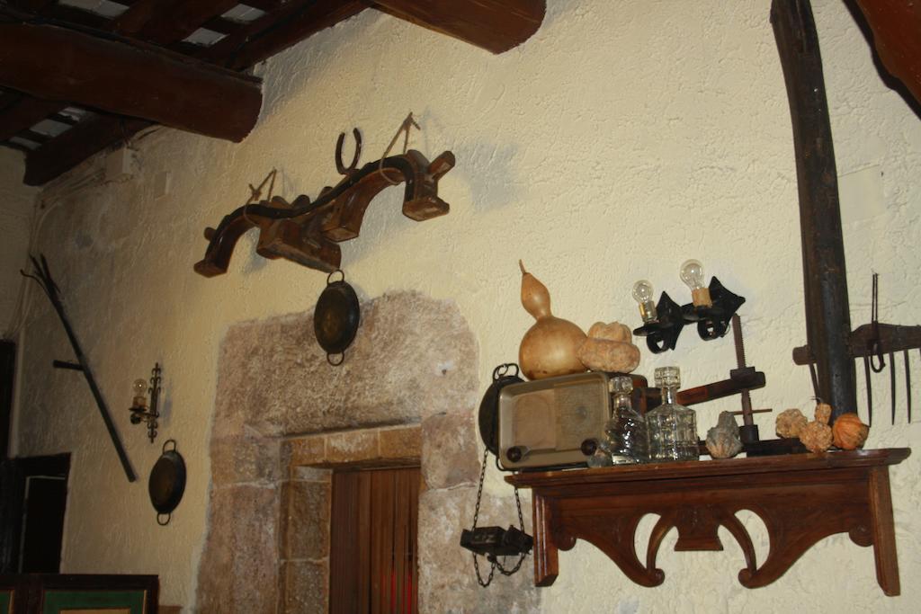 Hostal Restaurante La Diligencia Cunit Luaran gambar