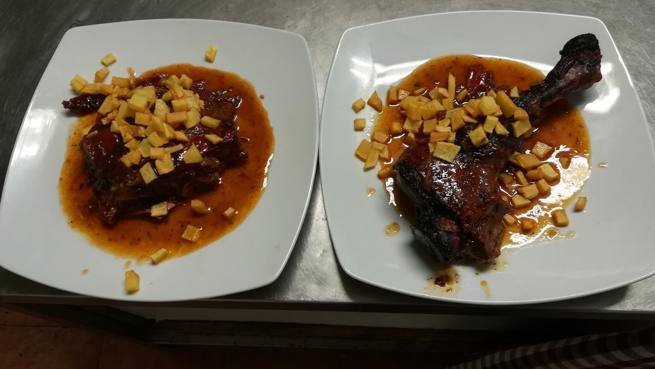 Hostal Restaurante La Diligencia Cunit Luaran gambar