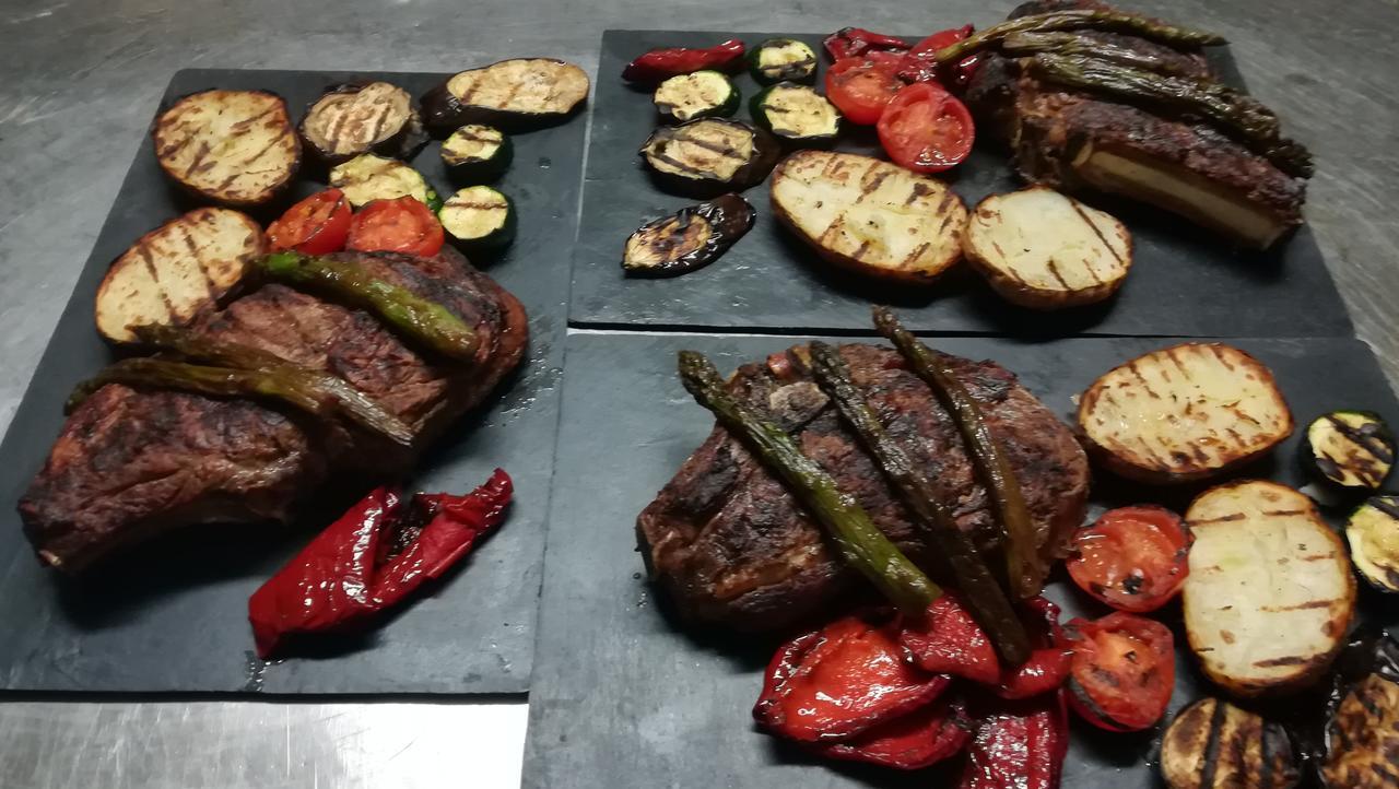Hostal Restaurante La Diligencia Cunit Luaran gambar